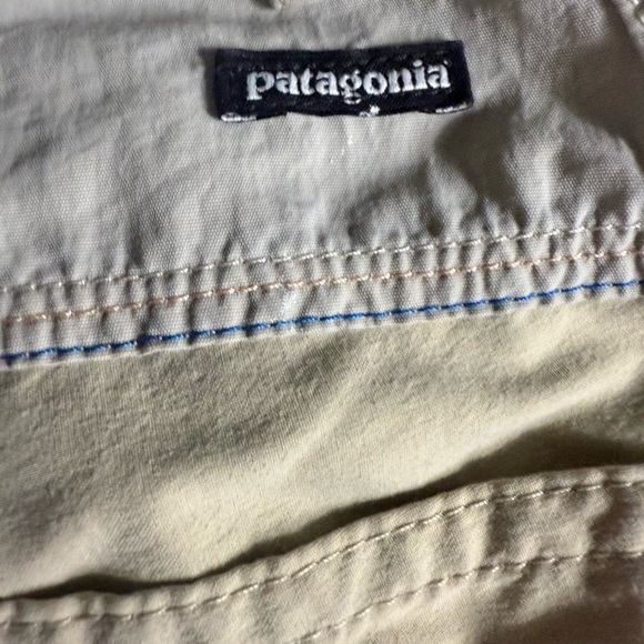 PATAGONIA Away From Home Cargo Outdoor Hiking Camping Shorts Beige Size 6. - Picture 3 of 6